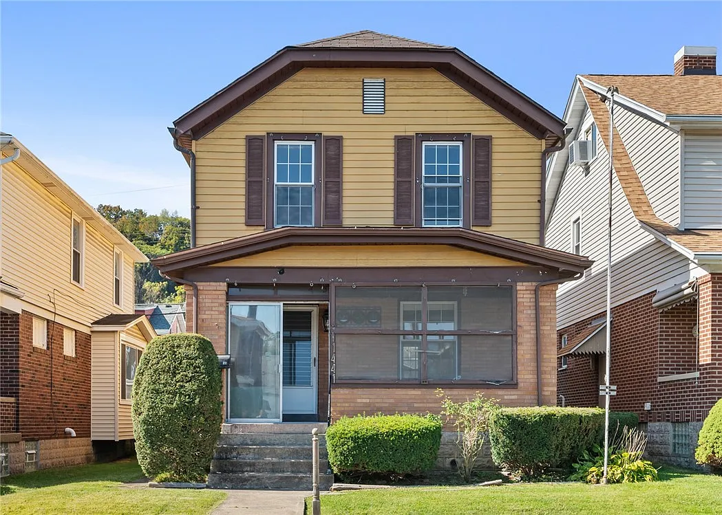 1441 Jancey St photo 1