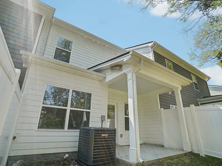 Harts Branch Townhomes — Photo 49