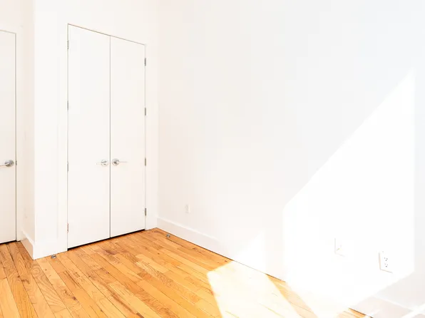 2124 Fulton Street image 14 of 15