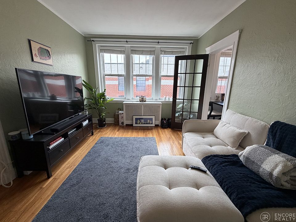 1st image of 39 South St #62