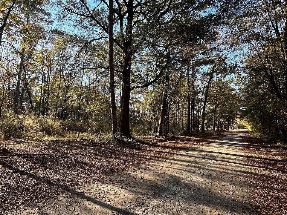 1st image of 0 Oak Ln
