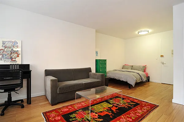 Rented by Corcoran | media 10