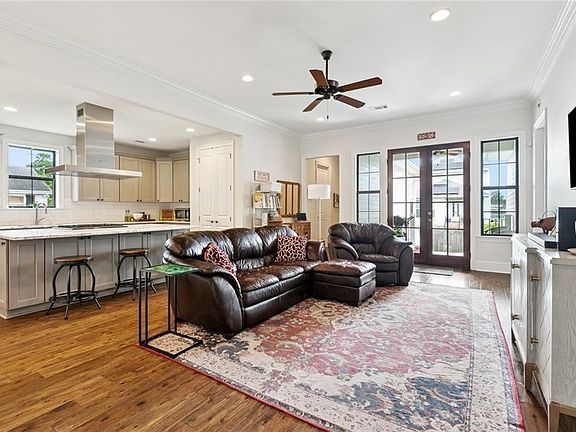 4th image of 1463 Mithra St