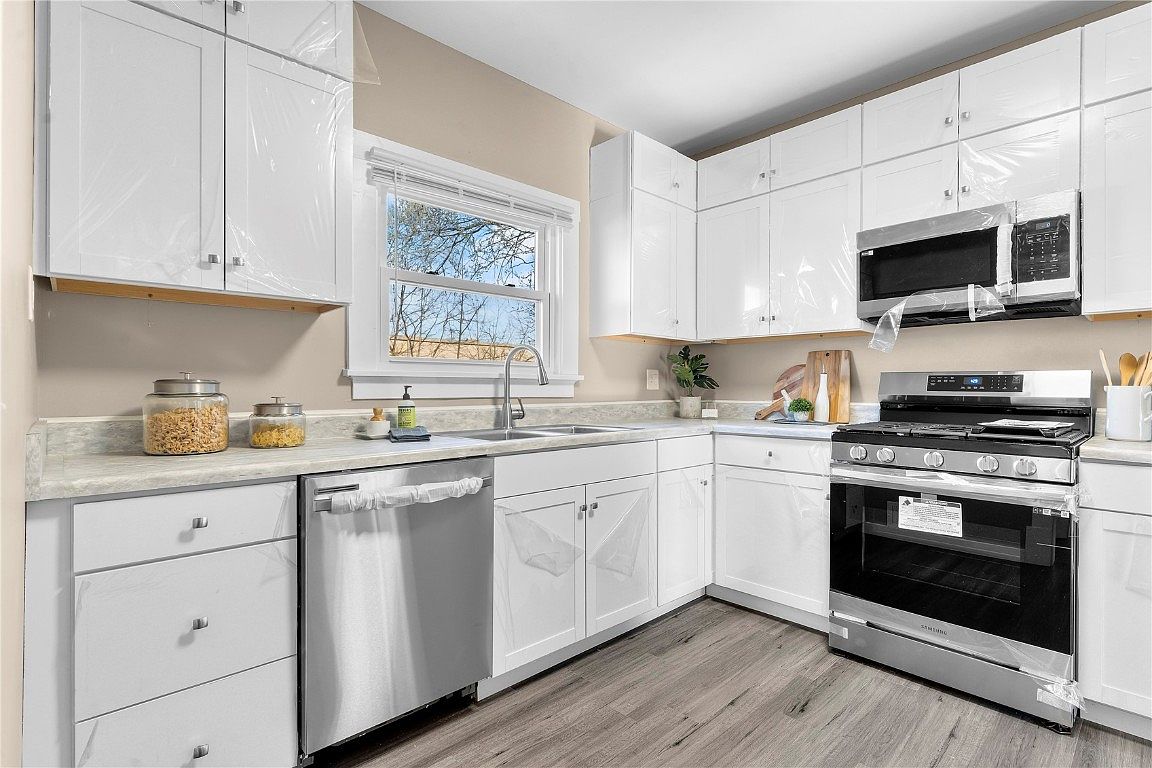 200 28th Street Dr SE, Cedar Rapids, IA 52403 MLS 2304104 Zillow