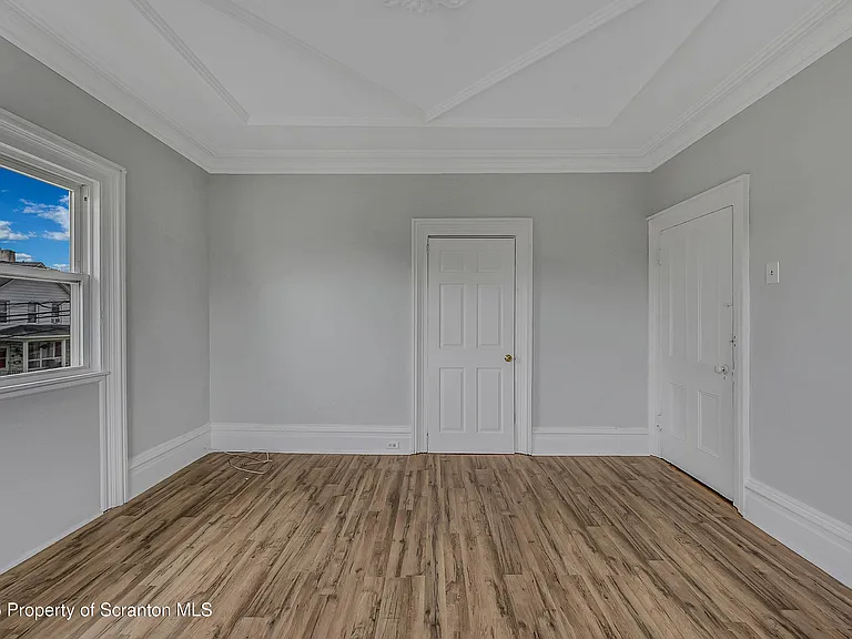 301 N Bromley Ave #1 — Photo 11