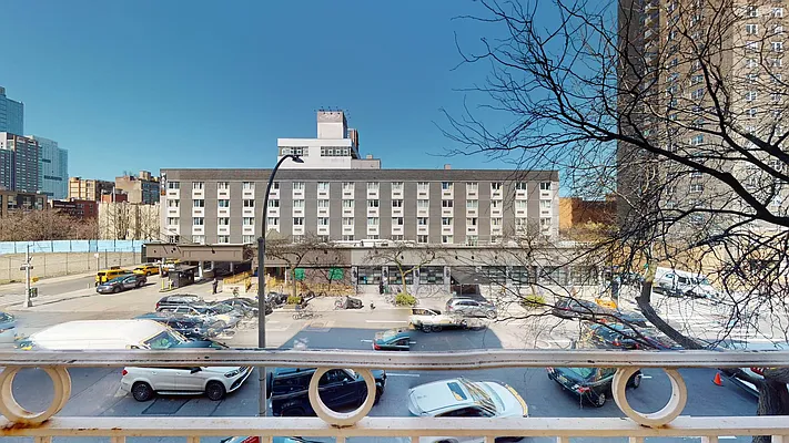 Rented by Bond New York | media 14