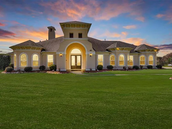 2119 Red Bird Ln, Brookshire, TX 77423