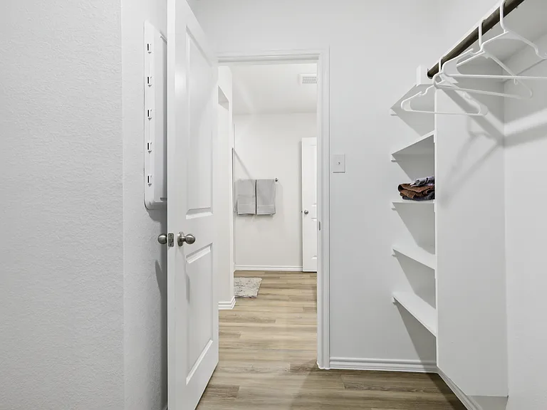 906 Ramble Rd — Photo 13