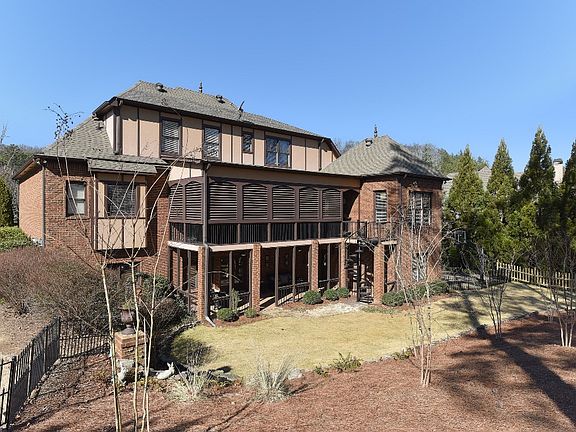 3rd image of 829 Aberlady Pl