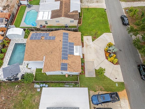 3rd image of 5425 47TH AVENUE N