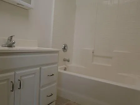 4203 Manor St — Photo 8