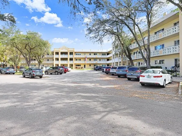 2285 Israeli Dr APT 57, Clearwater, FL 33763