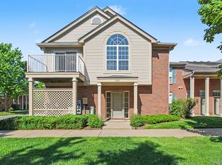 24211 Chesapeake Cir, Commerce Twp, MI 48390