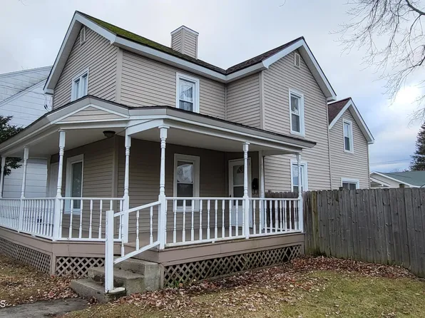 313 Oak Street, Corinth, NY 12822