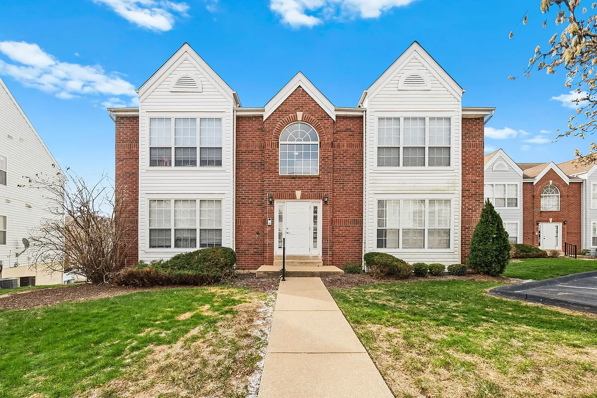 Building Photo - 55 Timber Oaks Trl #55