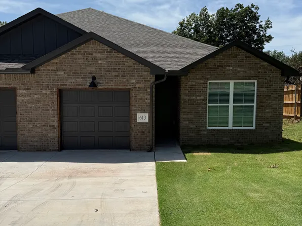 613 S Main St #613, Blanchard, OK 73010