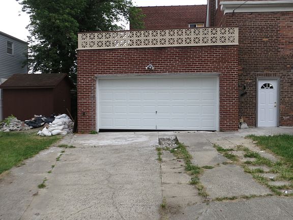 4th image of 278 Pennyfield Ave