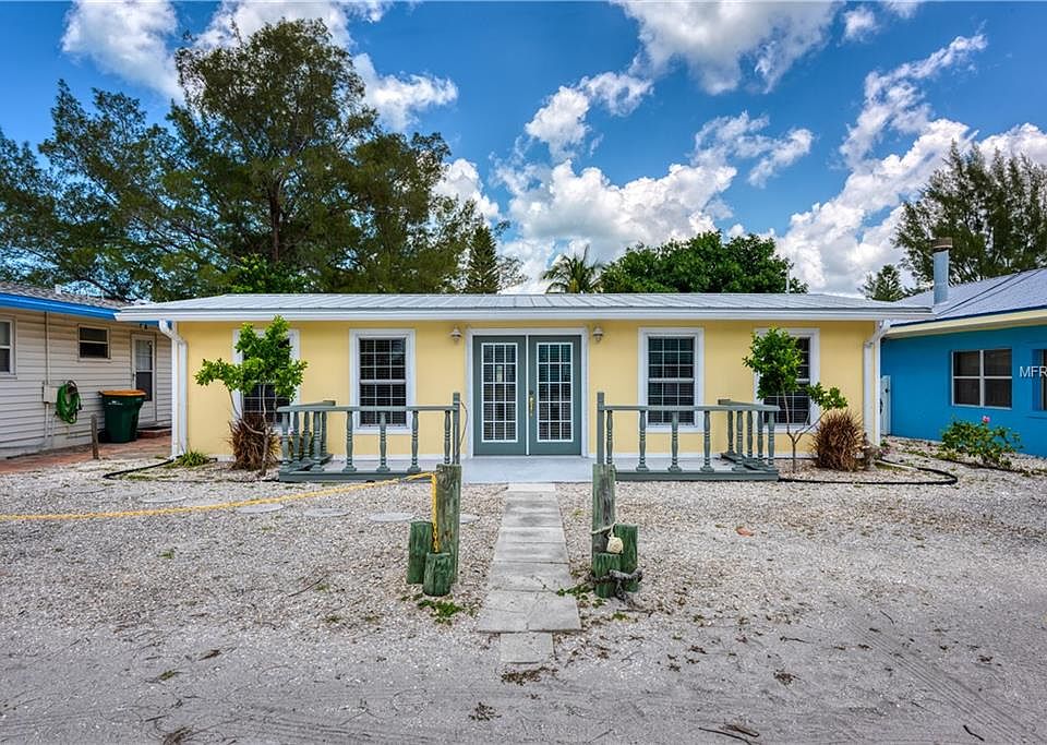 1st image of 30 Sand Dollar Ln