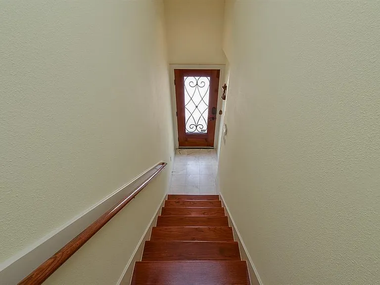 3316 Clearview Cir — Photo 15