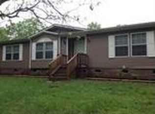 590 Cardinal Rd, Madison, NC 27025