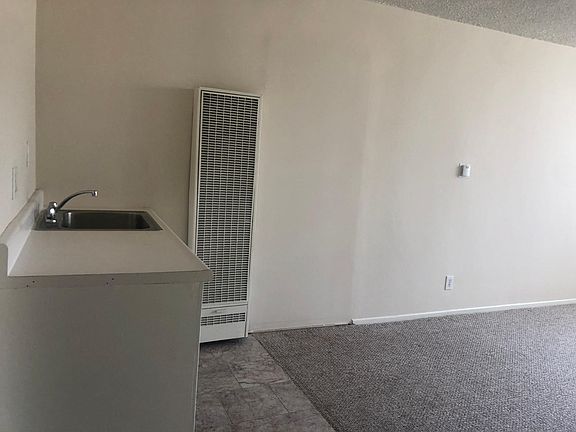 4th image of 448 S Alexandria Avenue 106 201a #106
