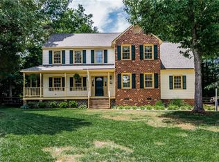 9100 Whirlaway Trl, Midlothian, VA 23112