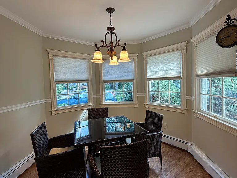 24 Arlington Ave — Photo 6