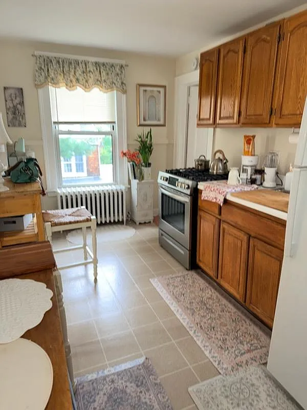1 bed, $3,050 — Photo 2