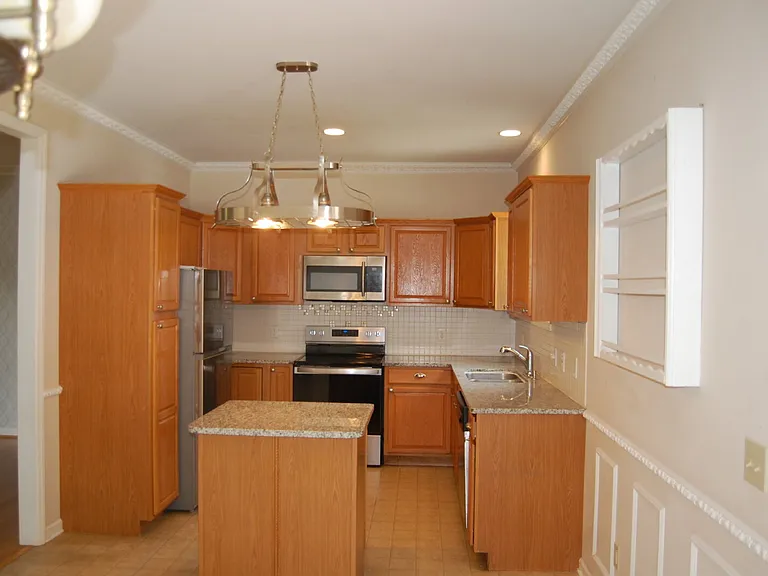 3500 Edgefield Rd — Photo 7