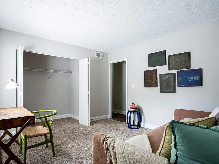 Midwood Estates — Photo 25