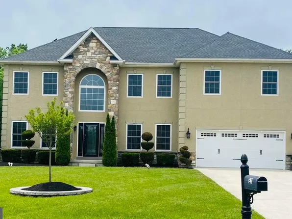 21 Cardinal Ln, Sicklerville, NJ 08081