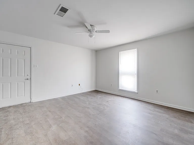 1602 King St #1 — Photo 7