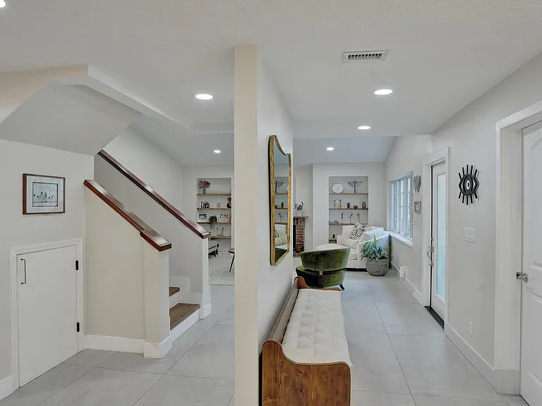 12213 Melissa Way — Photo 9