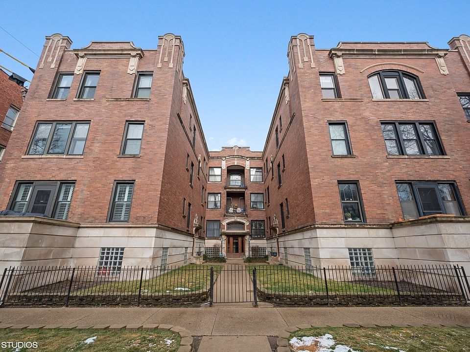 1st image of 1202 W Waveland Ave #3