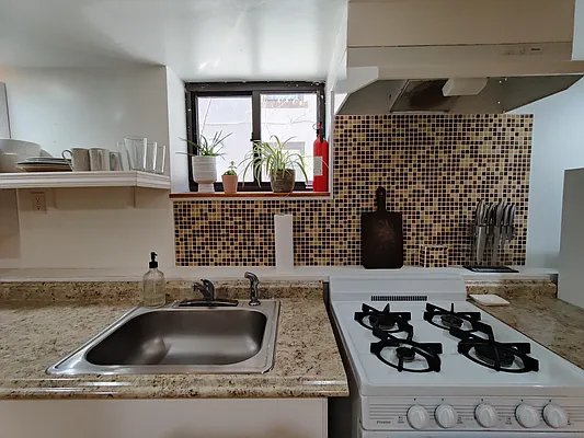 Rented by Signature Property Realty | media 10