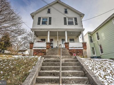 36-38 S Maple St, Ephrata, PA, 17522