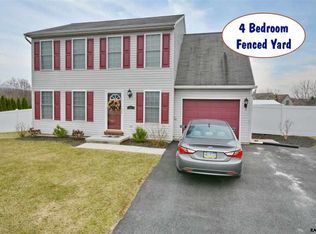 22 Eisenhart Dr, Abbottstown, PA 17301