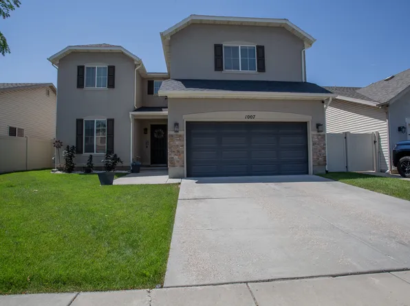 1007 N Skipton Dr, North Salt Lake, UT 84054