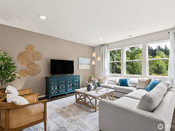 7th image of this home
