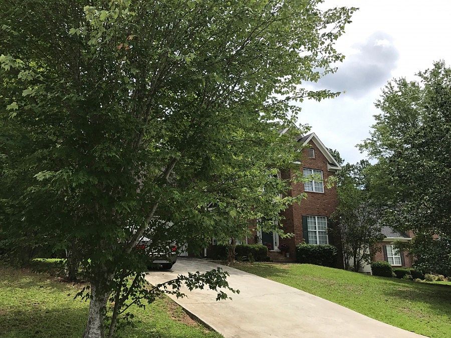2nd image of 140 Brookefield Dr