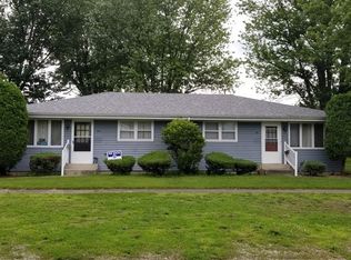 220 W River St, Momence, IL 60954