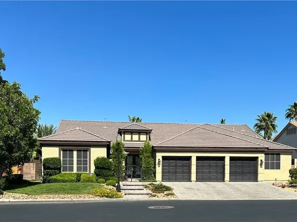 1508 Castle Wall St, Las Vegas, NV 89117