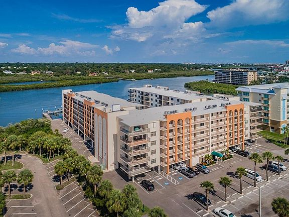 5th image of 19531 Gulf Blvd APT 309