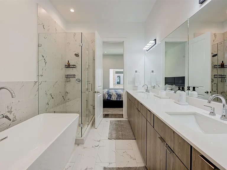 5839 Dolores St — Photo 19
