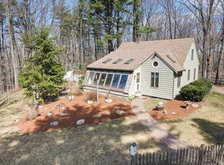 52 Sandown Rd, Danville, NH 03819