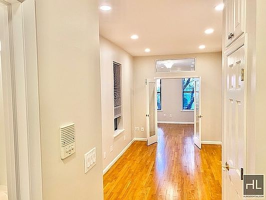 1st image of 54 E 7th St APT 10