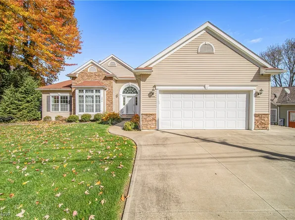 1475 Belvista Ct, Rome, OH 44085