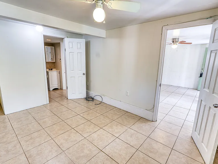 3035 Melton St N #1/2 — Photo 25