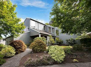 6915 SW Arranmore Way, Portland, OR 97223
