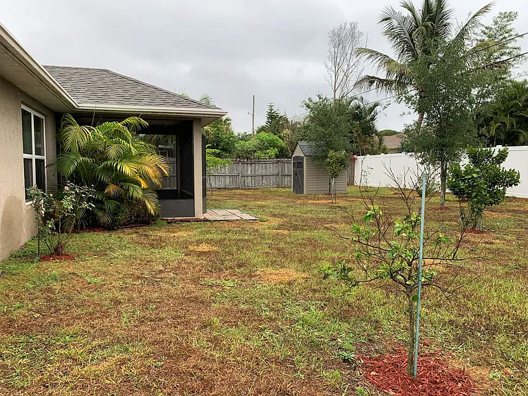 3273 SW Rosser Blvd — Photo 31